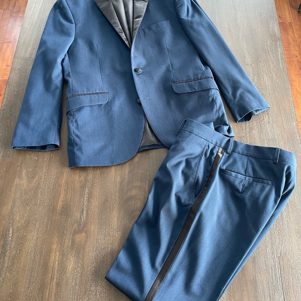 Kenneth Cole Reaction Navy Tuxedo